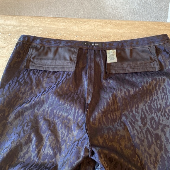 NWOT Elie Tahari Blue on Black fabric, 💯% leather trim, measurements in photos - Picture 14 of 15